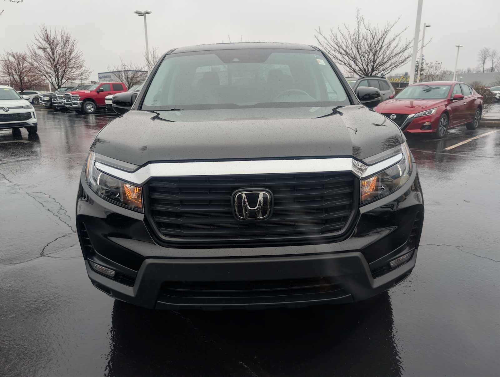 View vehicle photo 2