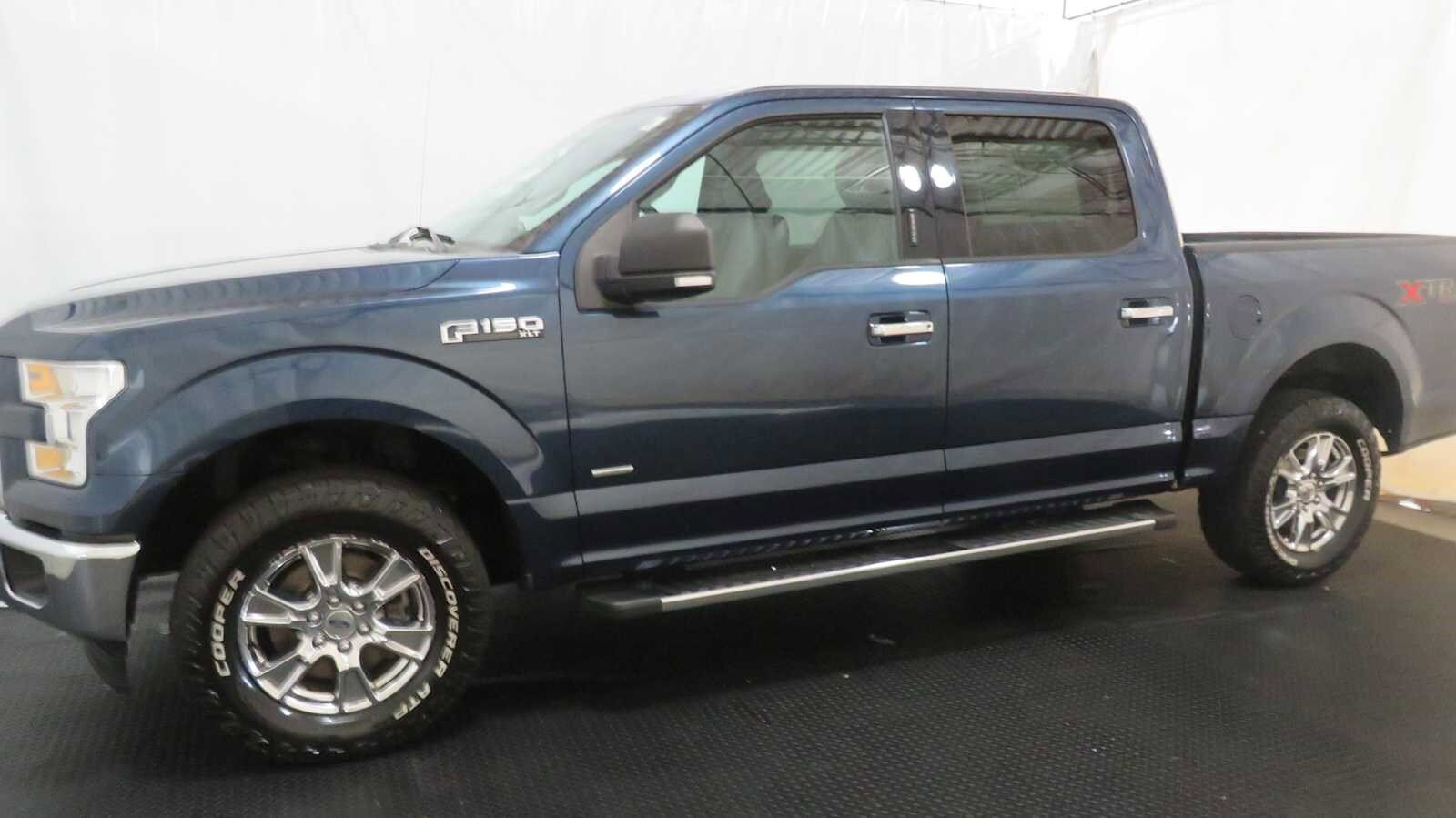 2017 Ford F-150 XLT photo 2