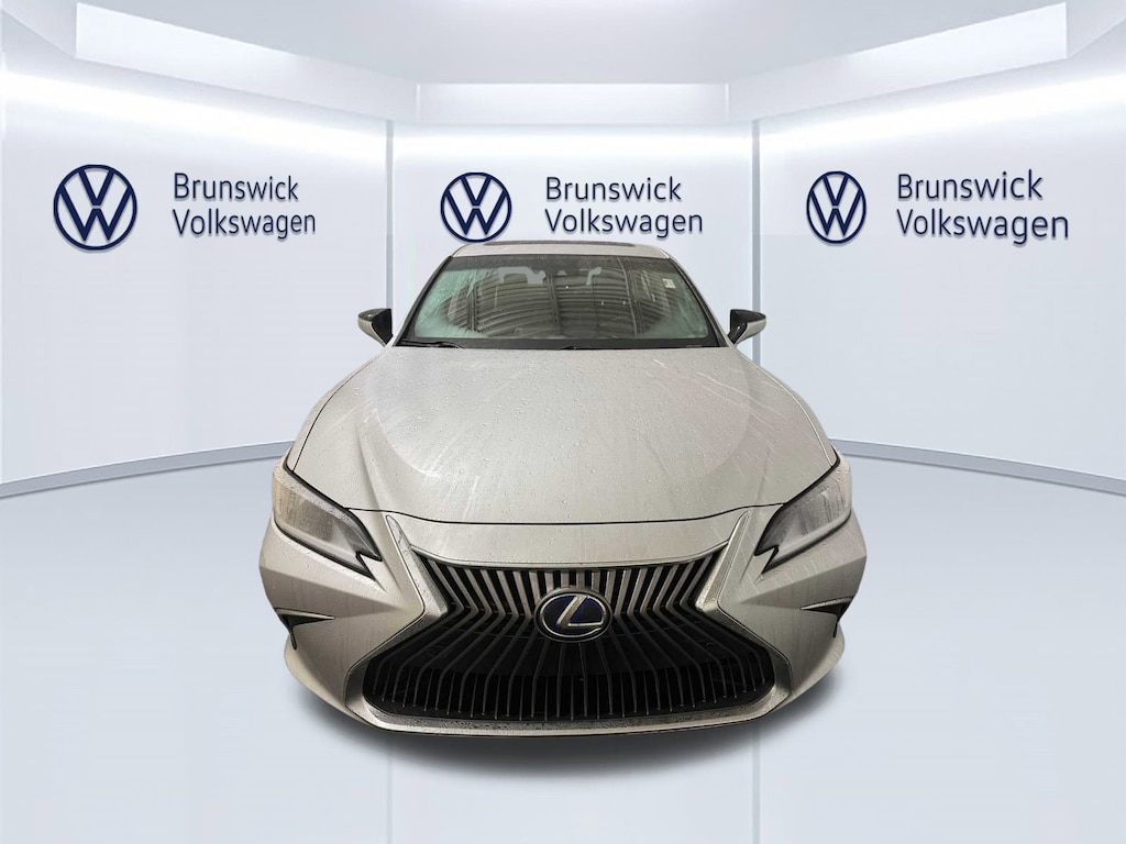 Used 2020 Lexus ES 300h Sedan