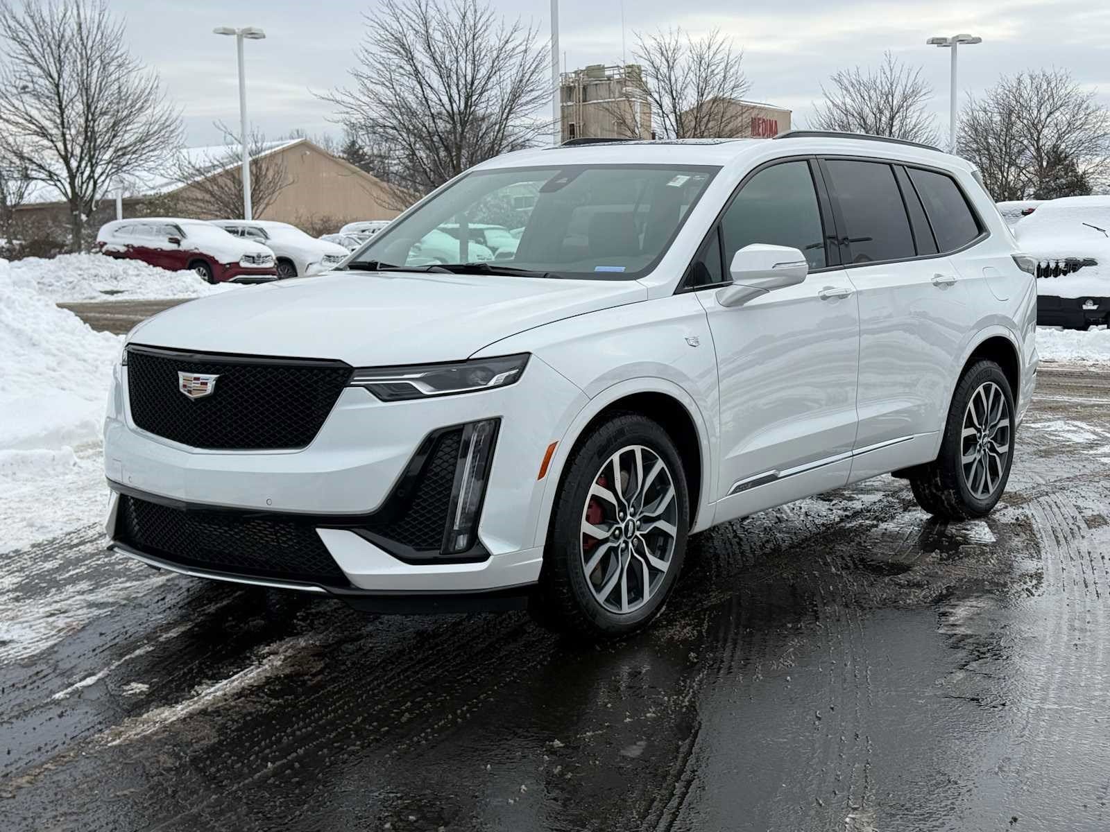 2024 Cadillac XT6 Sport's photo