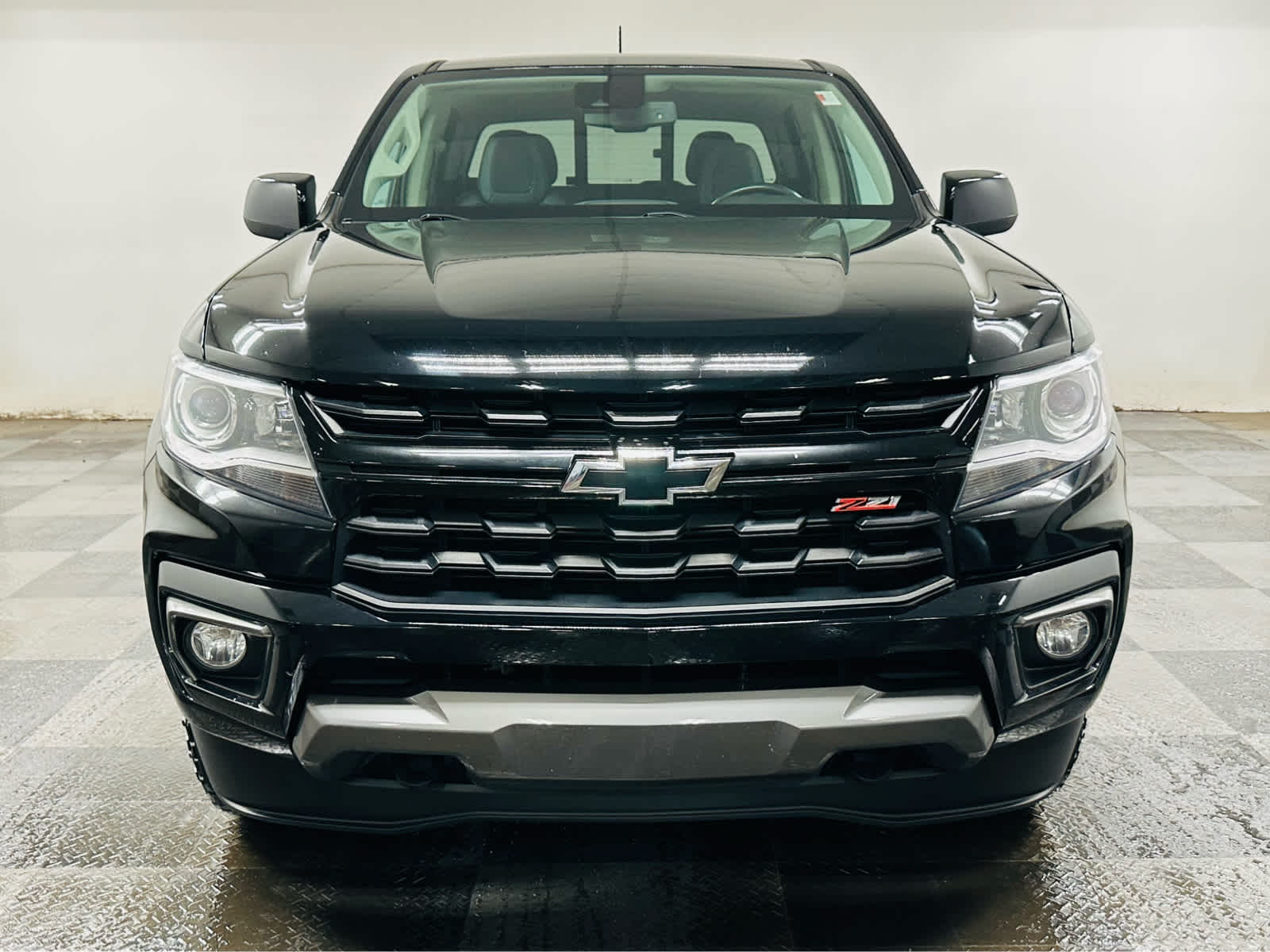 2022 Chevrolet Colorado Z71 photo 2