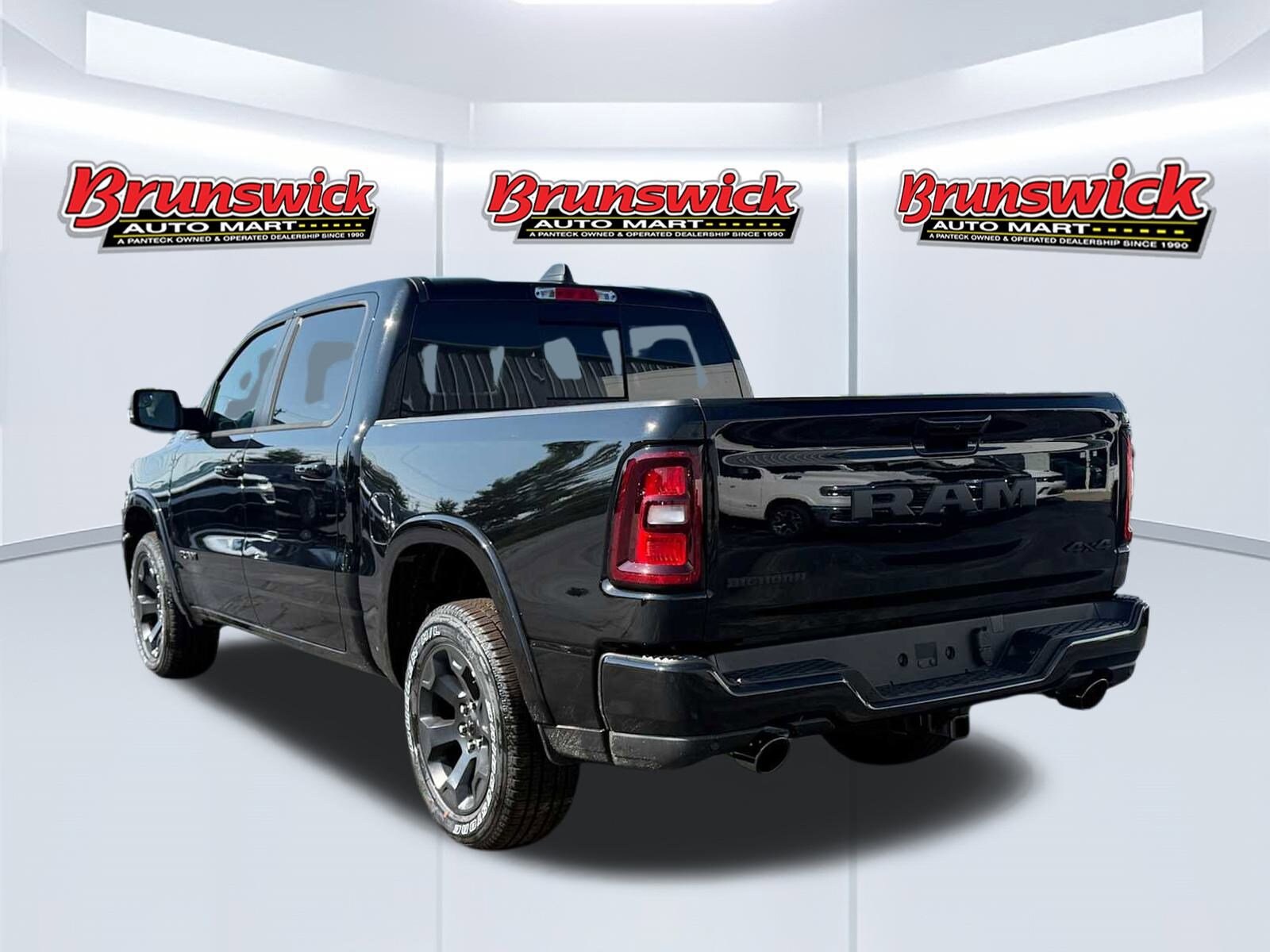 2026 Ram 1500 Big Horn photo 4