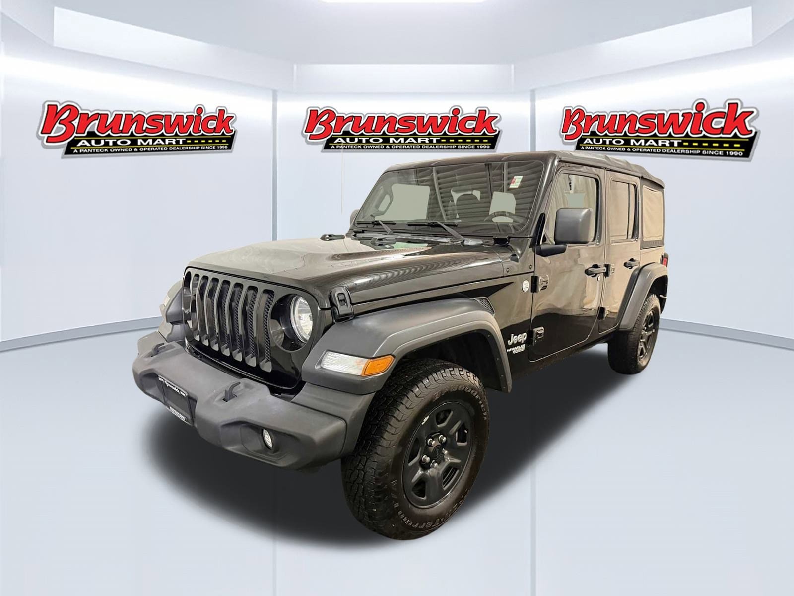 2018 Jeep All-New Wrangler Unlimited Sport's photo