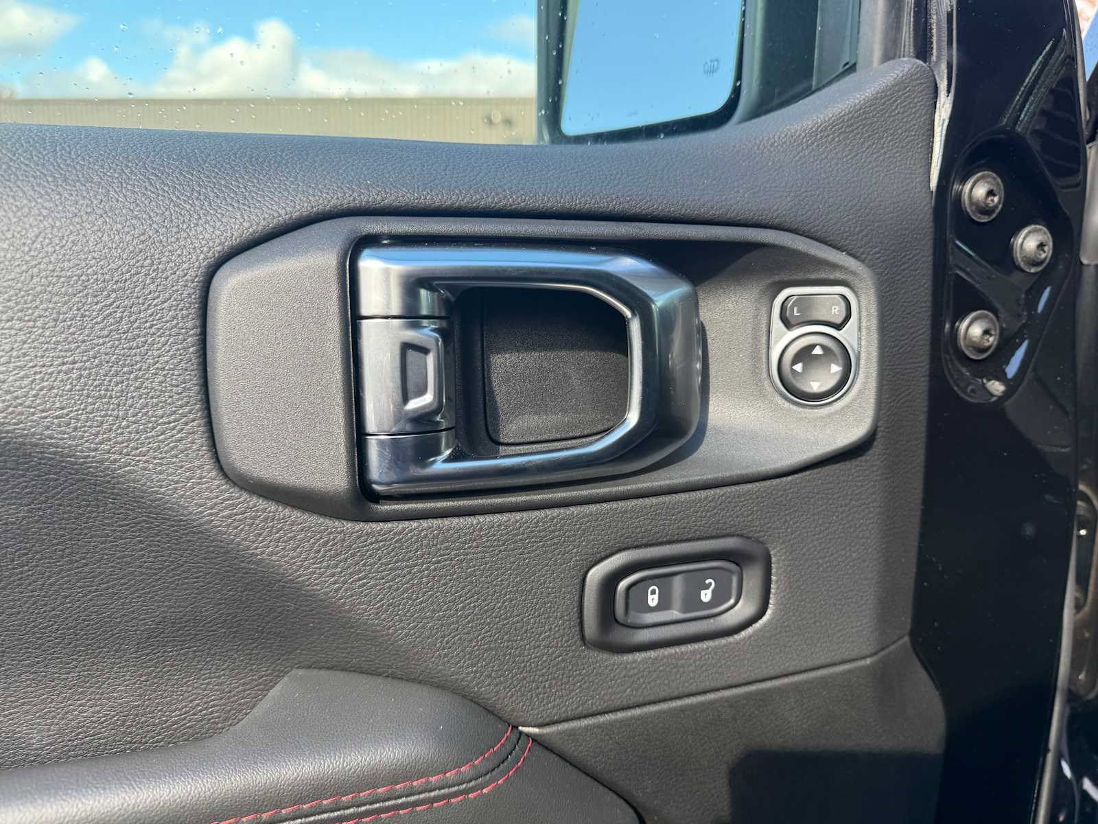 2026 Jeep Wrangler 2-Door Rubicon - Photo 6