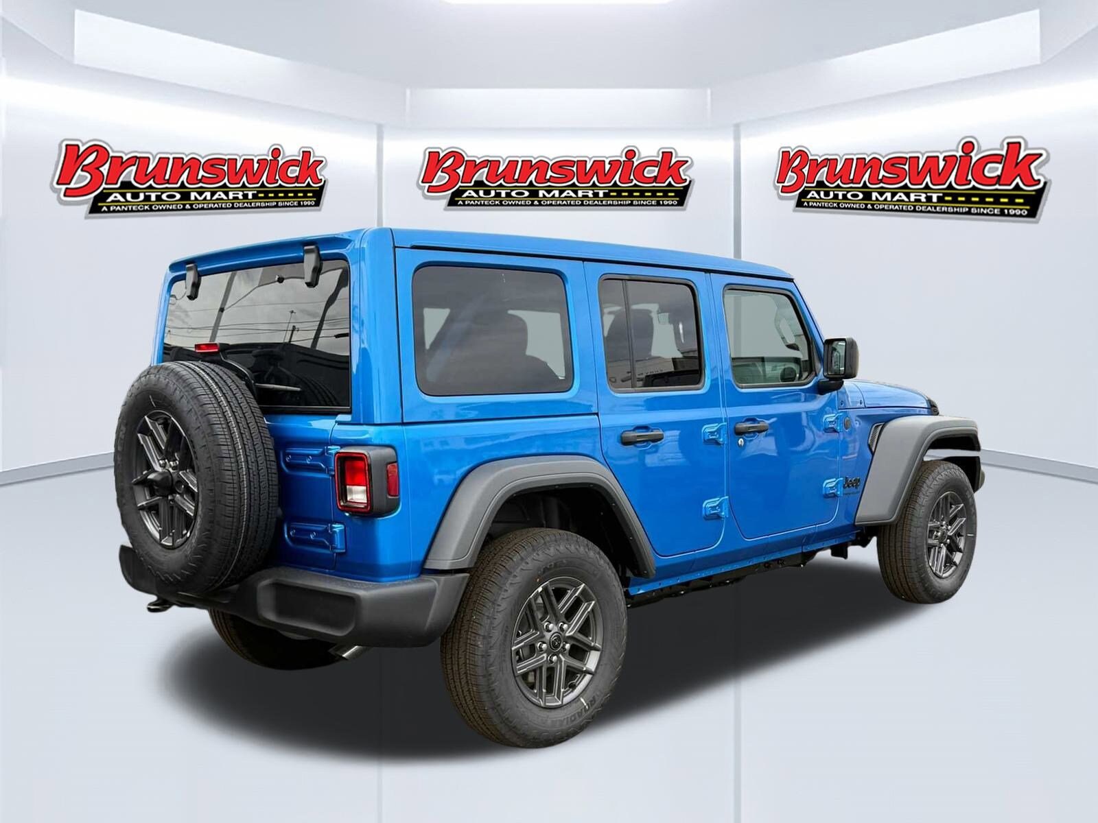 2026 Jeep Wrangler Sport S photo 3