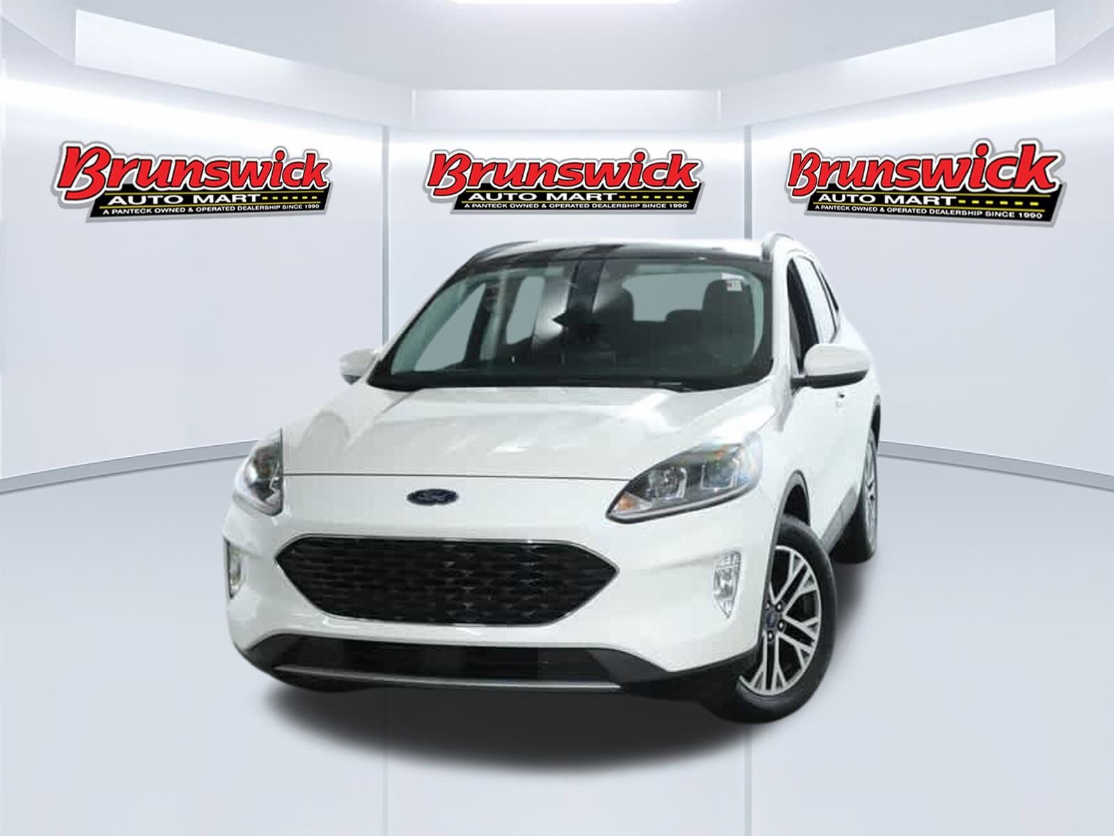 2021 Ford Escape SEL photo 3