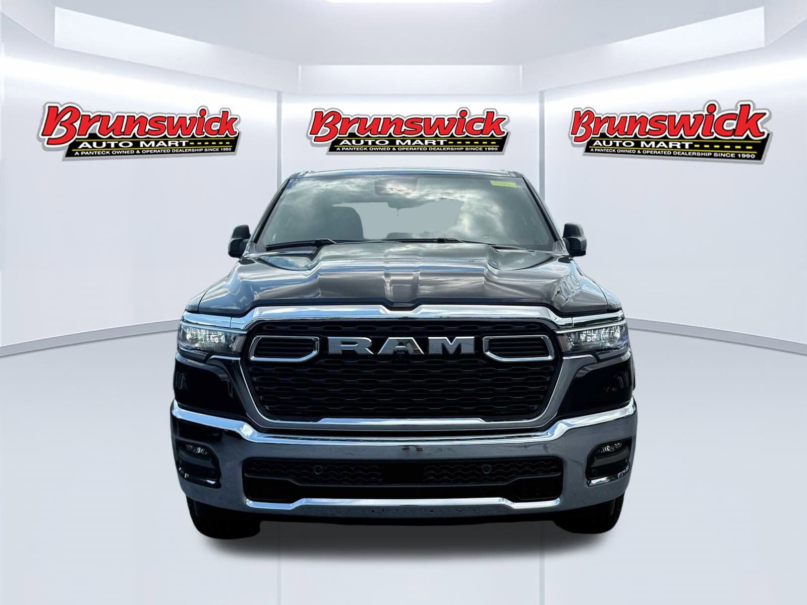 2025 Ram 1500 Big Horn photo 2