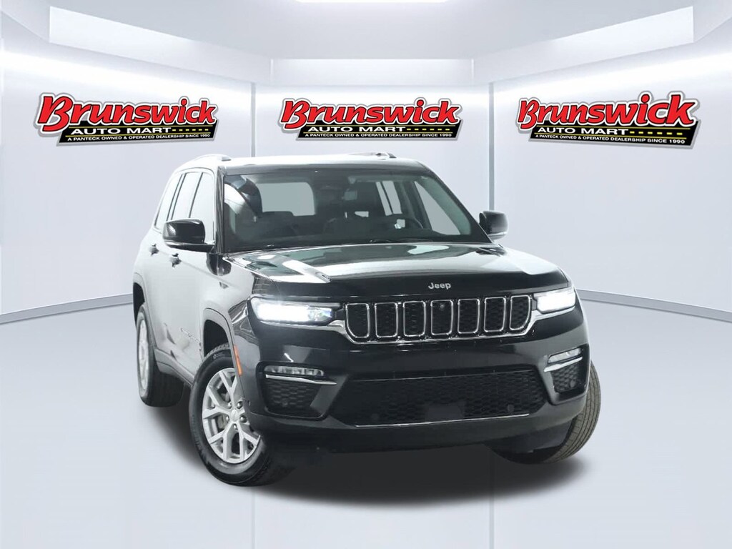 Used 2023 Jeep Grand Cherokee Limited SUV