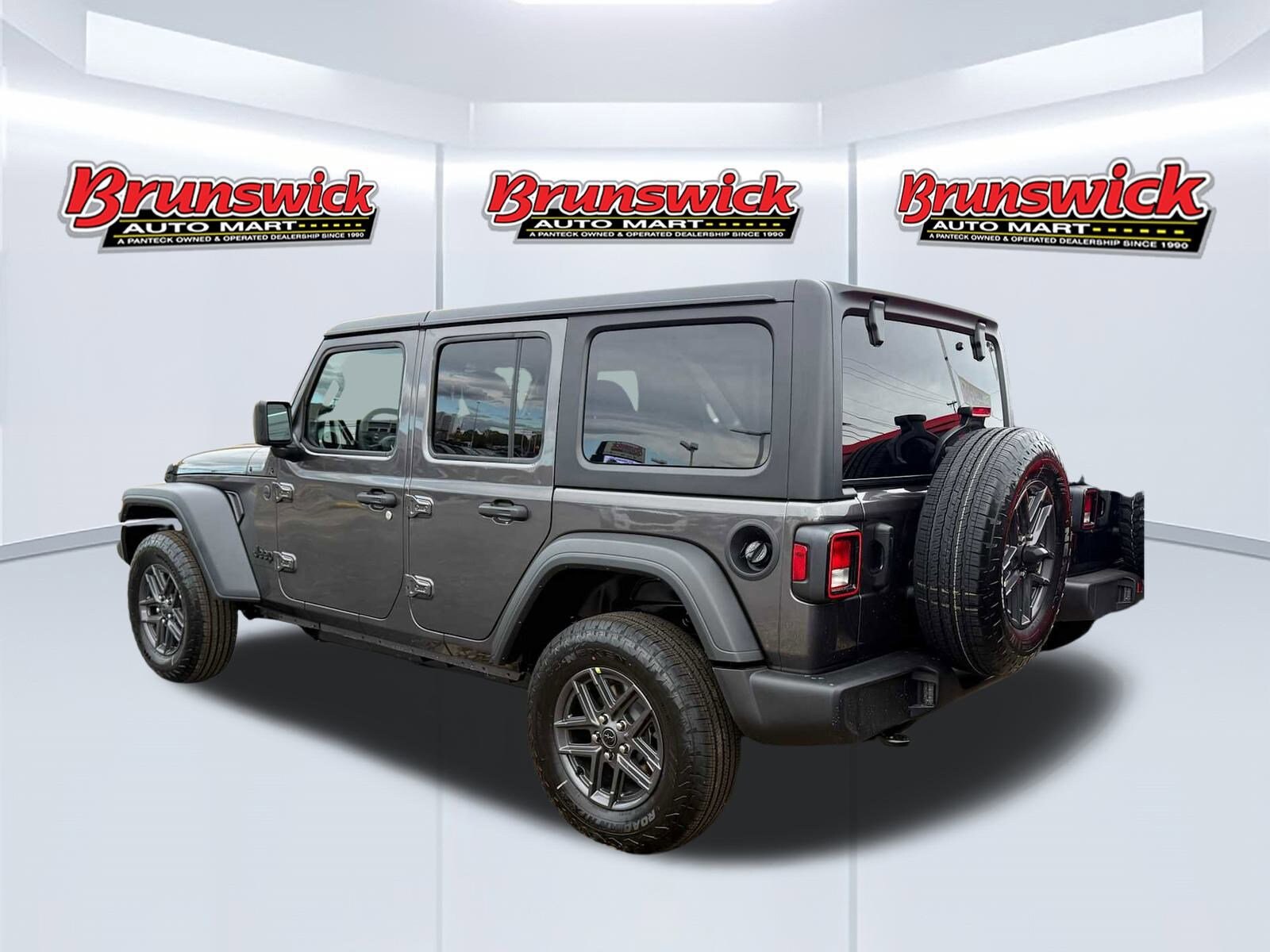 2026 Jeep Wrangler Sport S photo 4