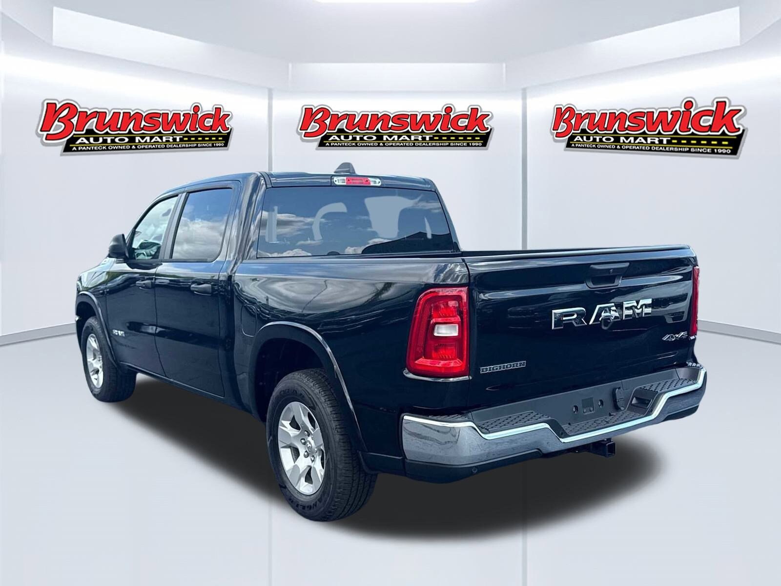 2025 Ram 1500 Big Horn photo 4