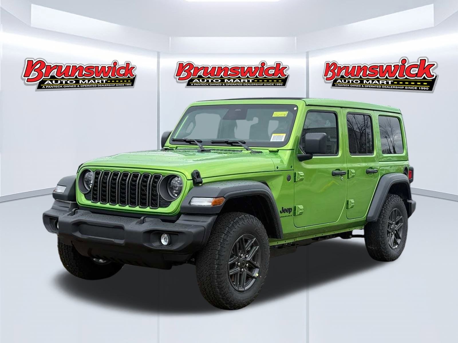 2026 Jeep Wrangler 4-Door Sport S's photo