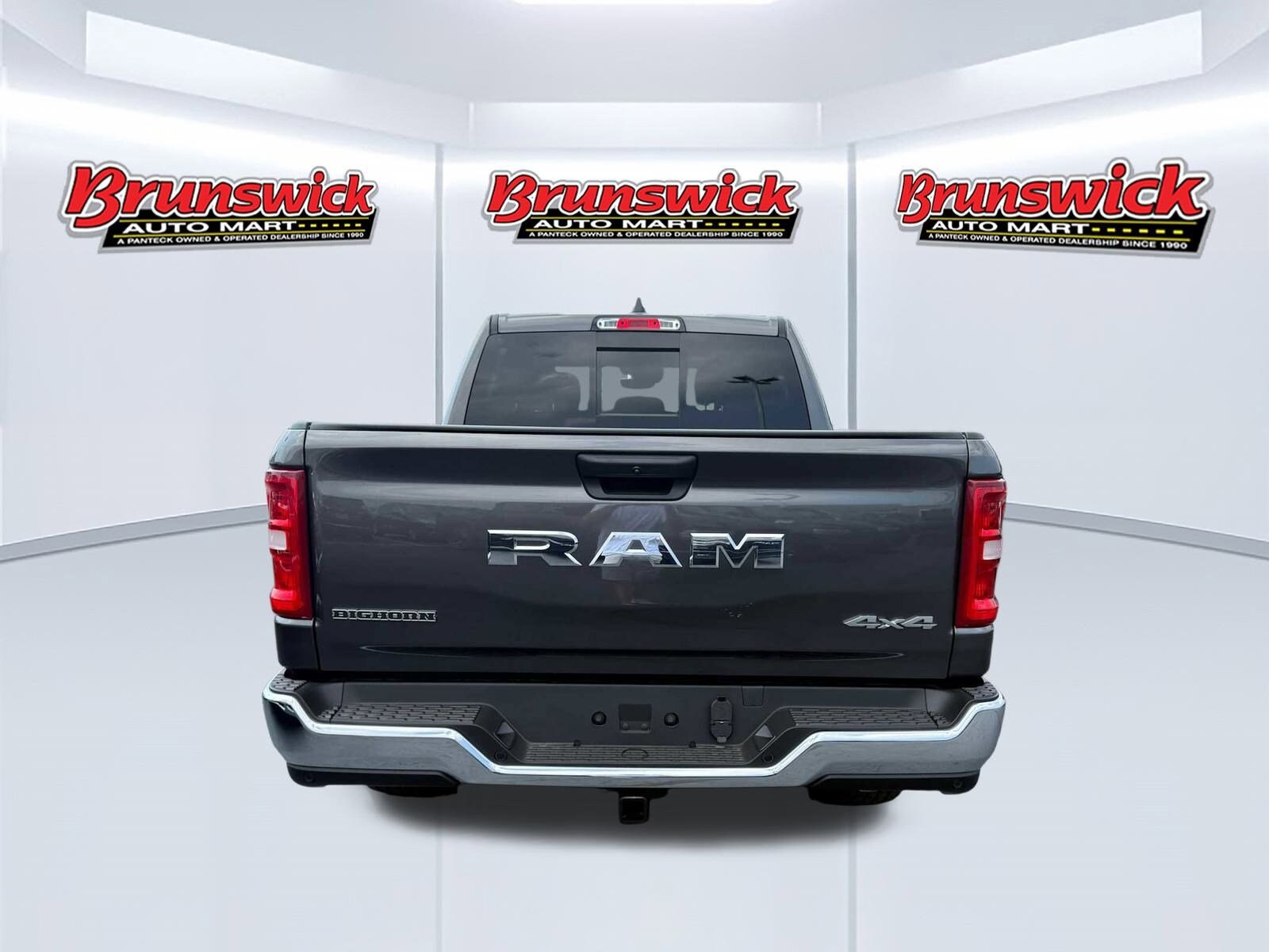 2025 Ram 1500 Big Horn photo 3