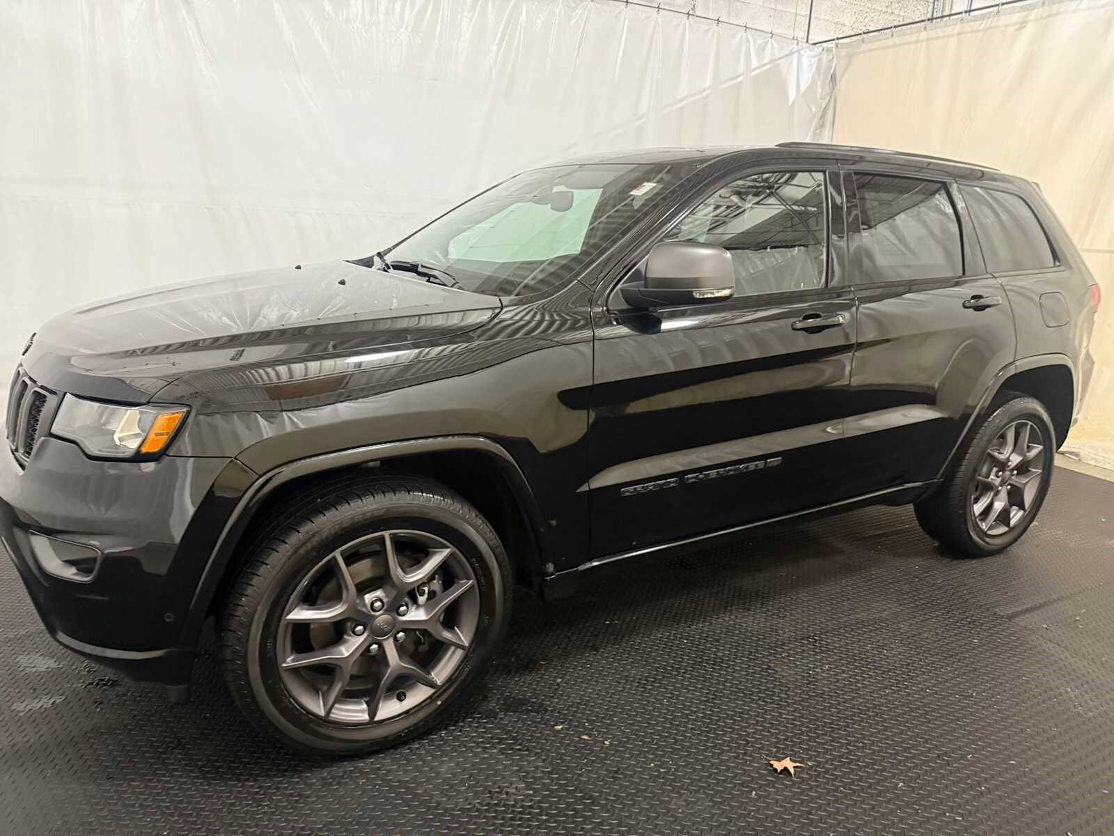 2021 Jeep Grand Cherokee Limited photo 2