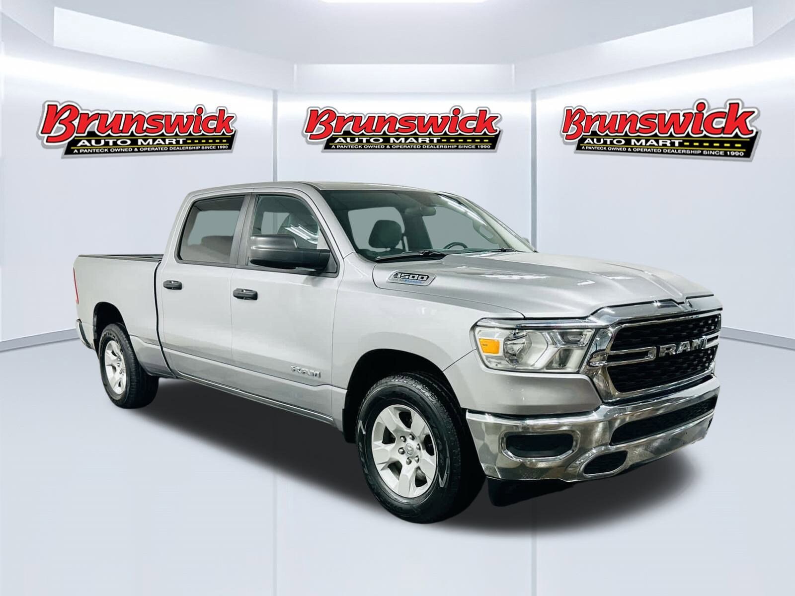 2023 Ram 1500 Big Horn Lone Star photo 3