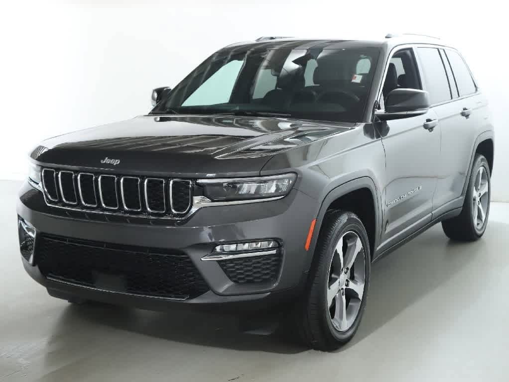 Baltic Gray 2024 Jeep Grand Cherokee Limited 4WD SUV / Crossover Four-Wheel Drive Automatic