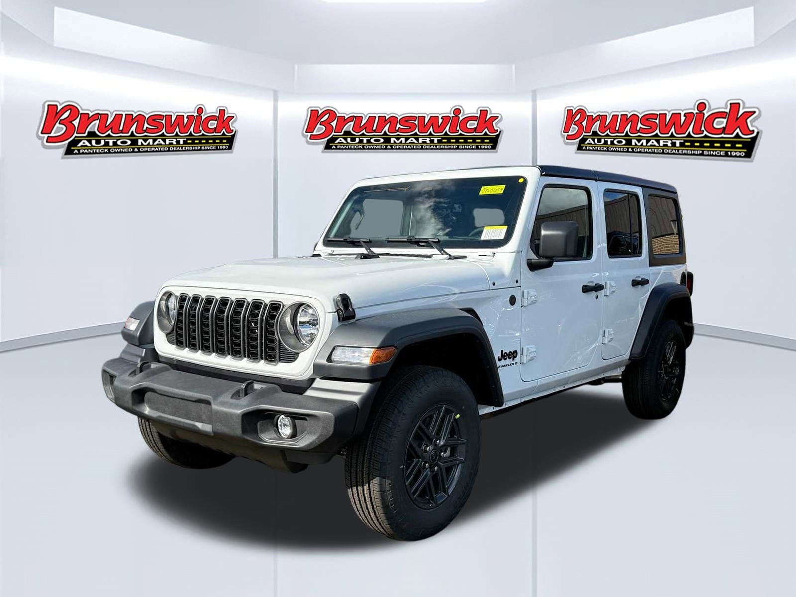 2026 Jeep Wrangler 4-Door Sport S's photo