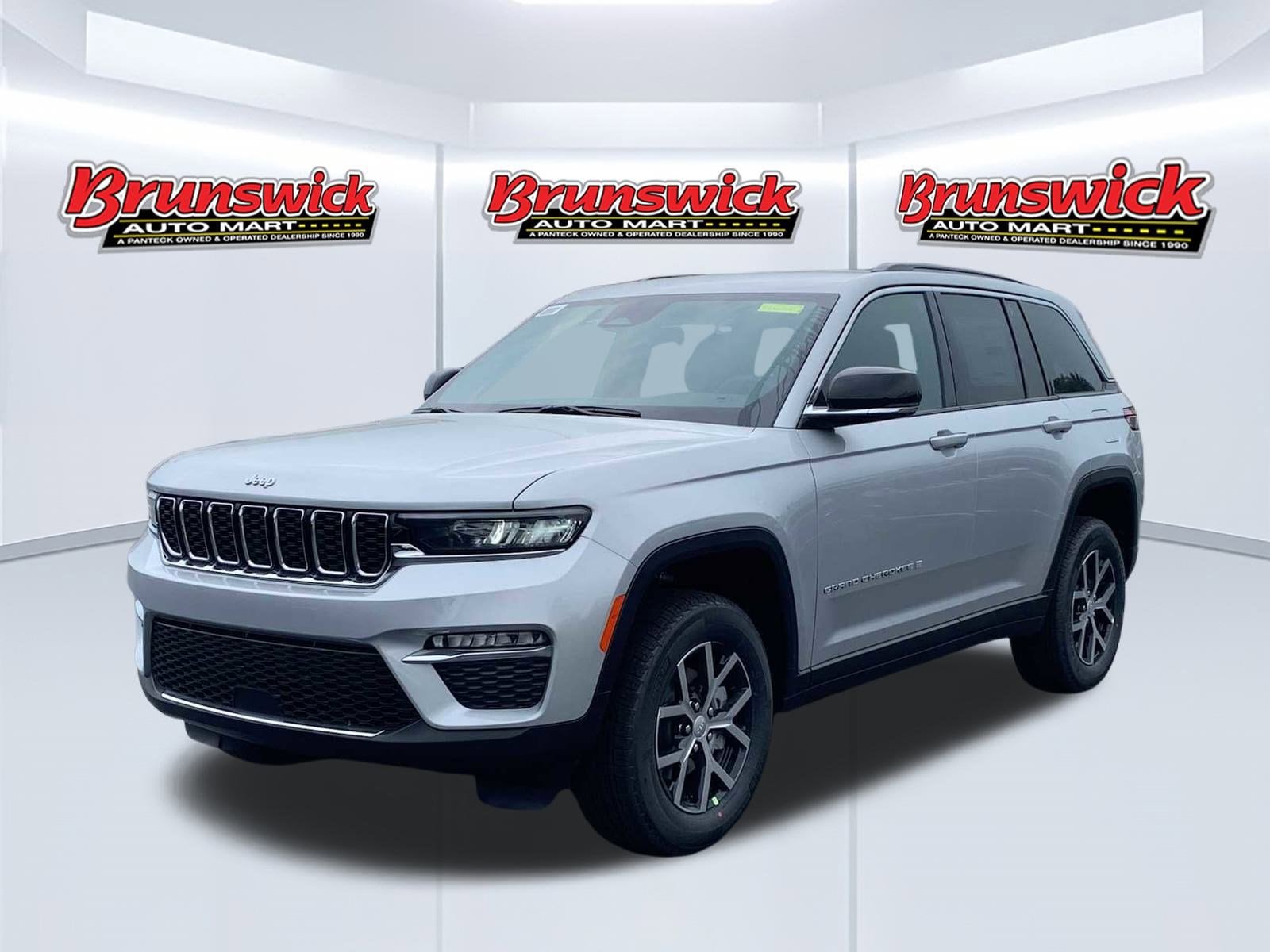 2025 Jeep Grand Cherokee Sport Utility 