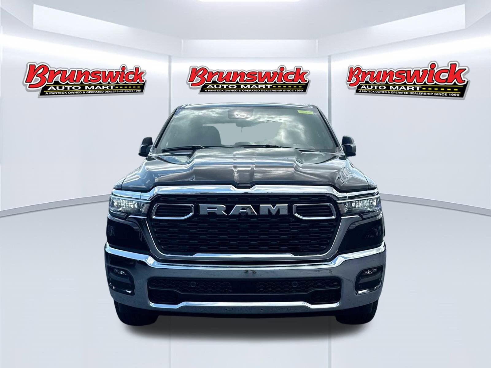 2025 Ram 1500 Big Horn photo 2