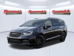 2026 Chrysler Pacifica SELECT Passenger Van