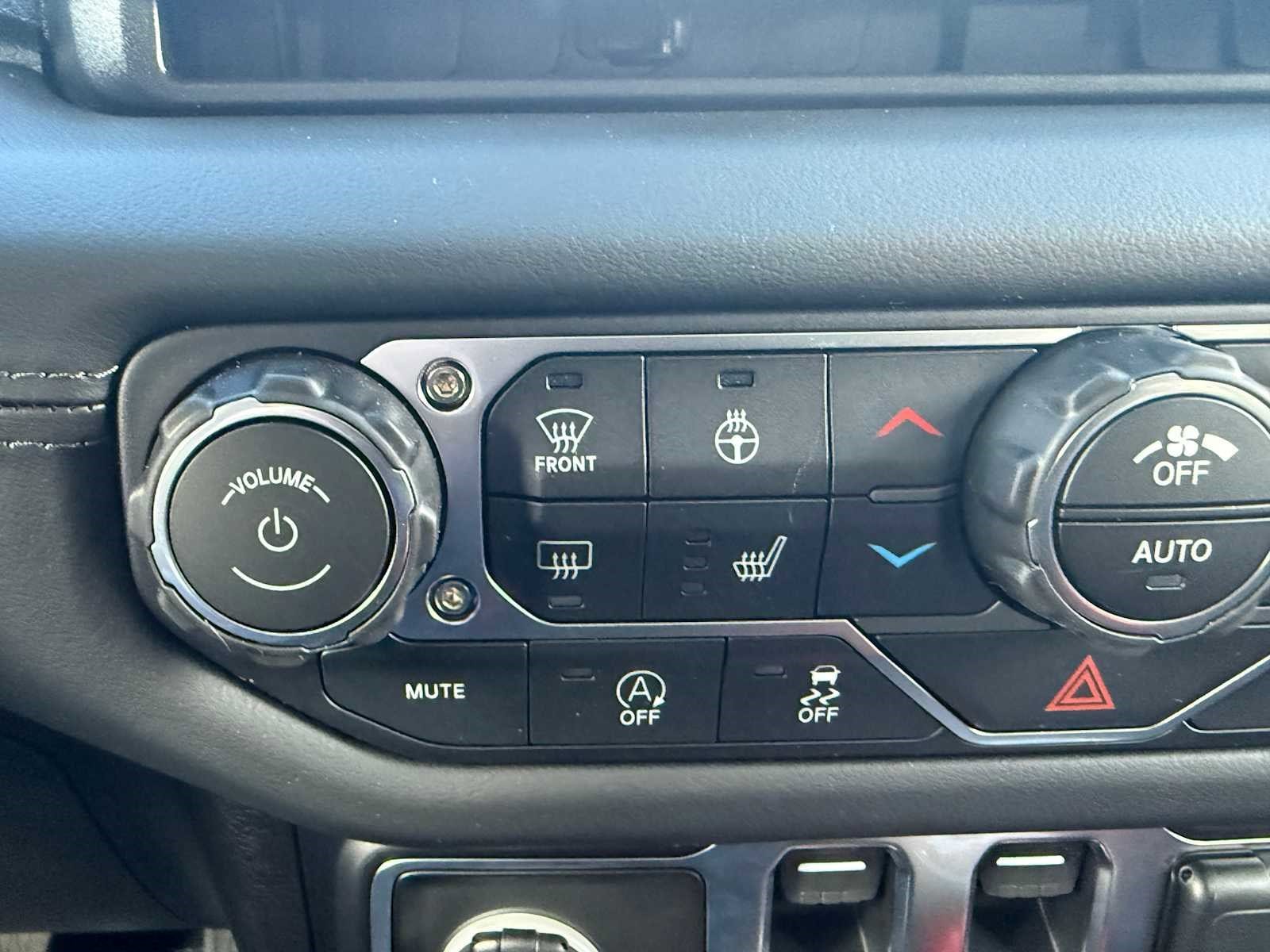 2026 Jeep Wrangler 2-Door Rubicon - Photo 17