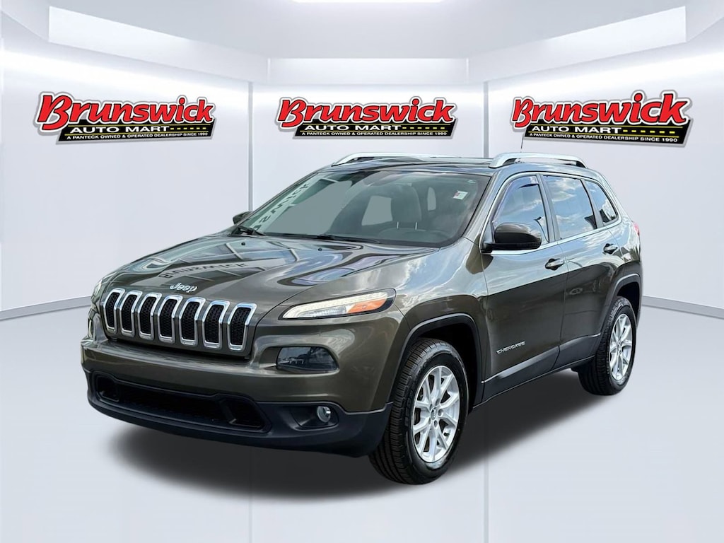 Used 2016 Jeep Cherokee Latitude 4x4 SUV