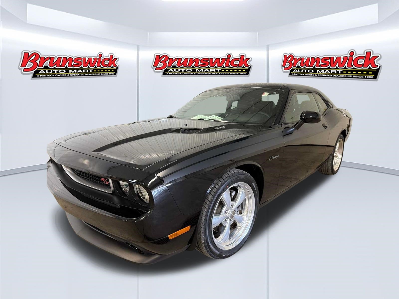 2013 Dodge Challenger R/T's photo