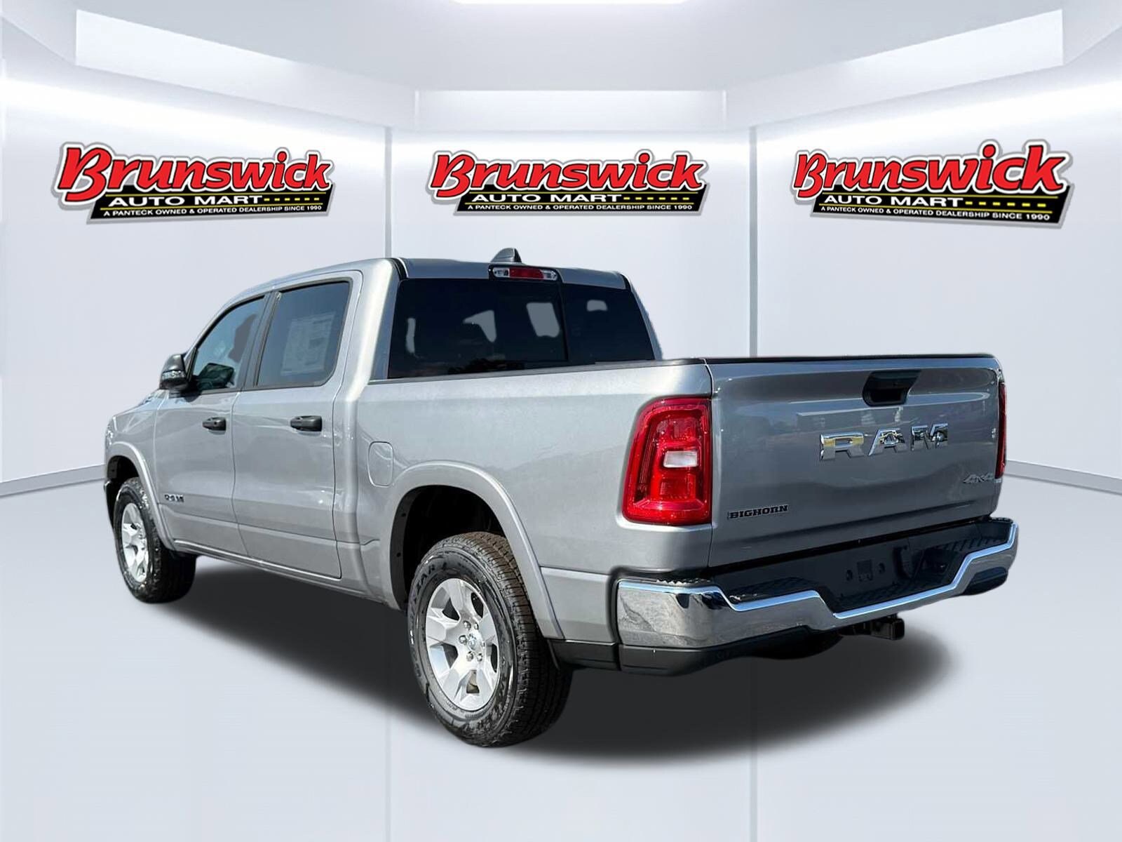 2025 Ram 1500 Big Horn photo 2