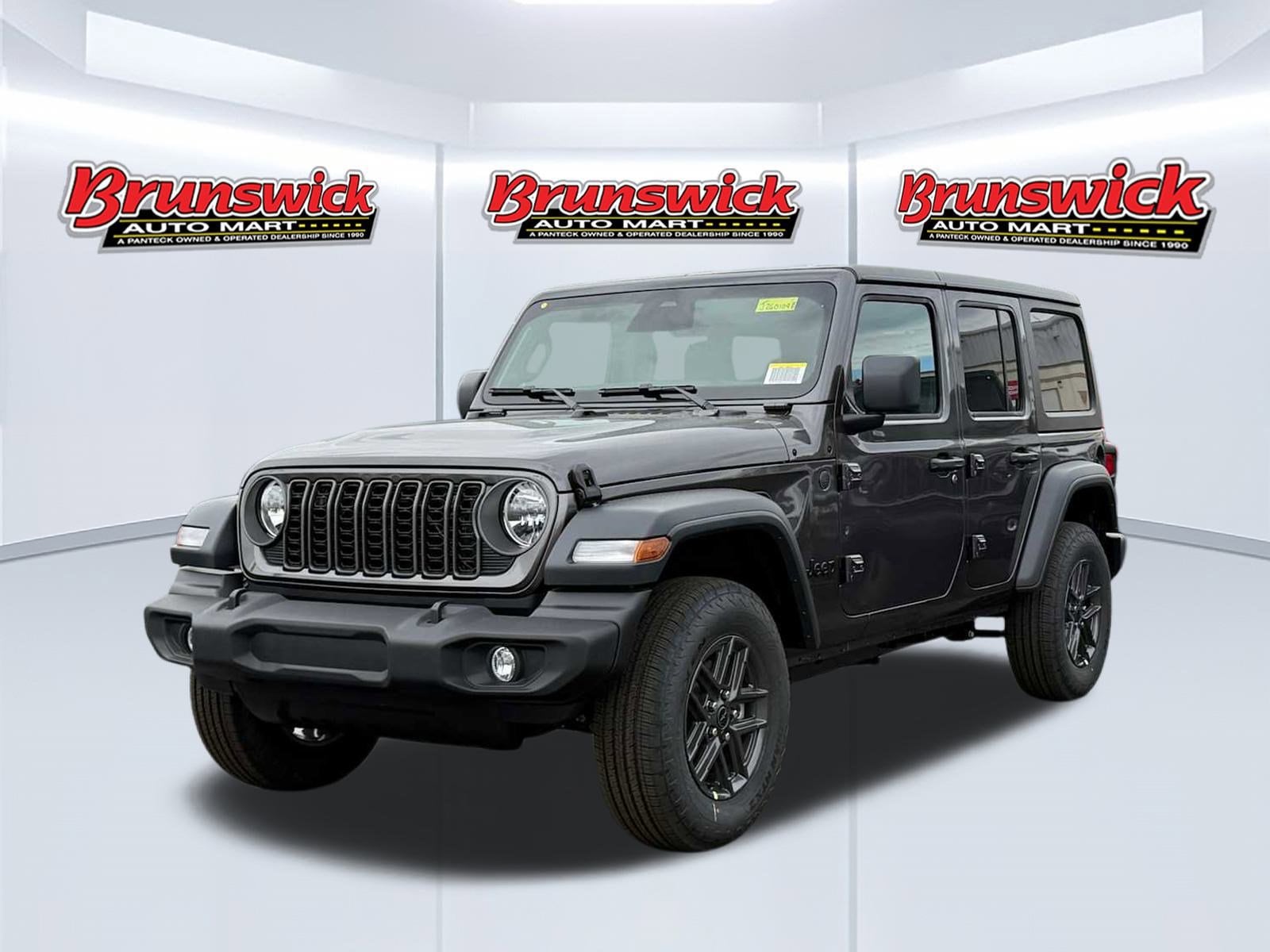 2026 Jeep Wrangler 2-Door Sport S's photo