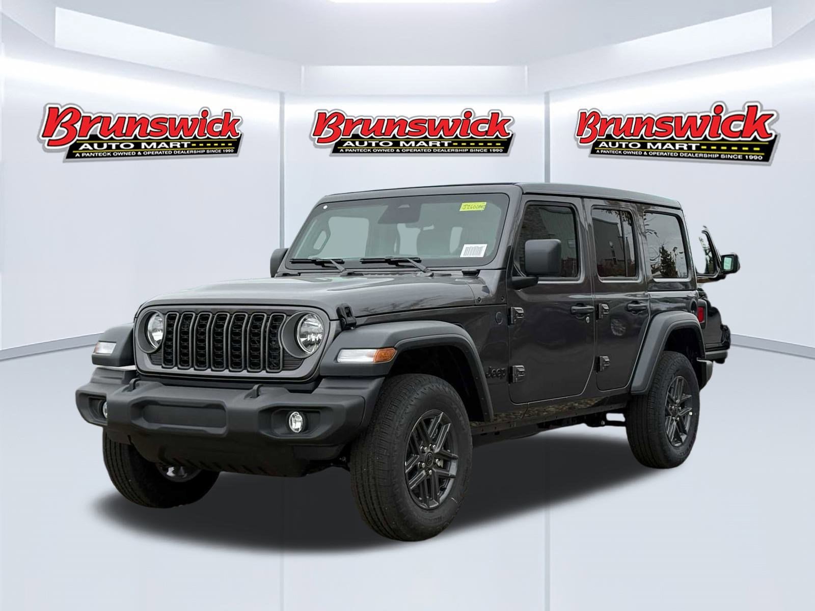 2026 Jeep Wrangler 4-Door Sport S's photo