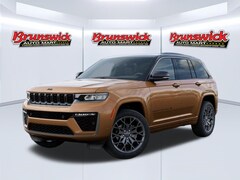 2026 Jeep Grand Cherokee SUMMIT 4X4 Sport Utility