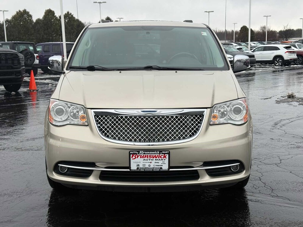 Used 2015 Chrysler Town & Country Limited Platinum Van