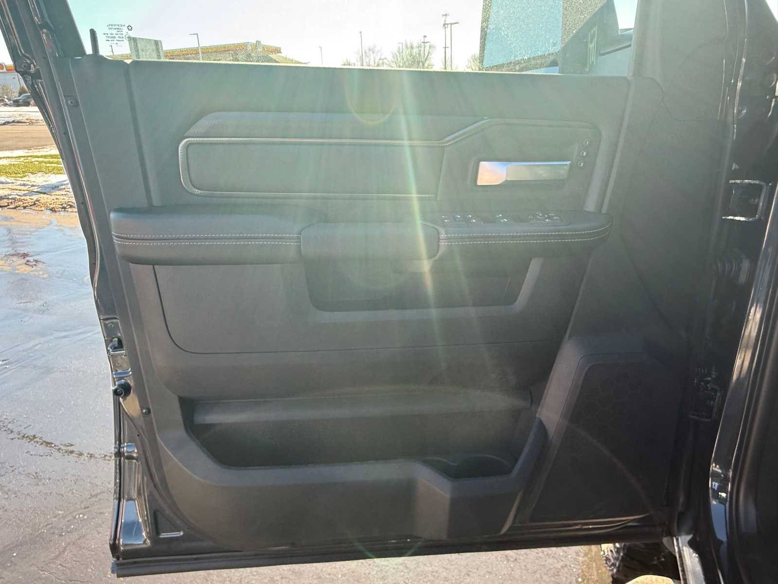 2026 RAM 2500 Limited - Photo 5