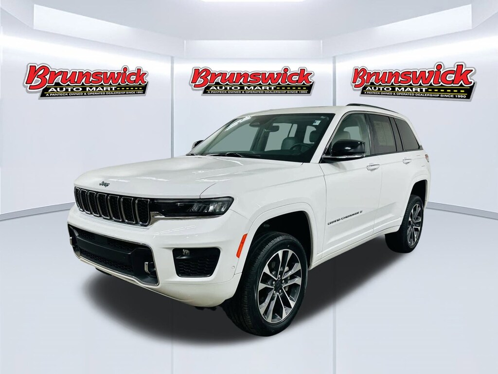 Used 2022 Jeep Grand Cherokee Overland SUV