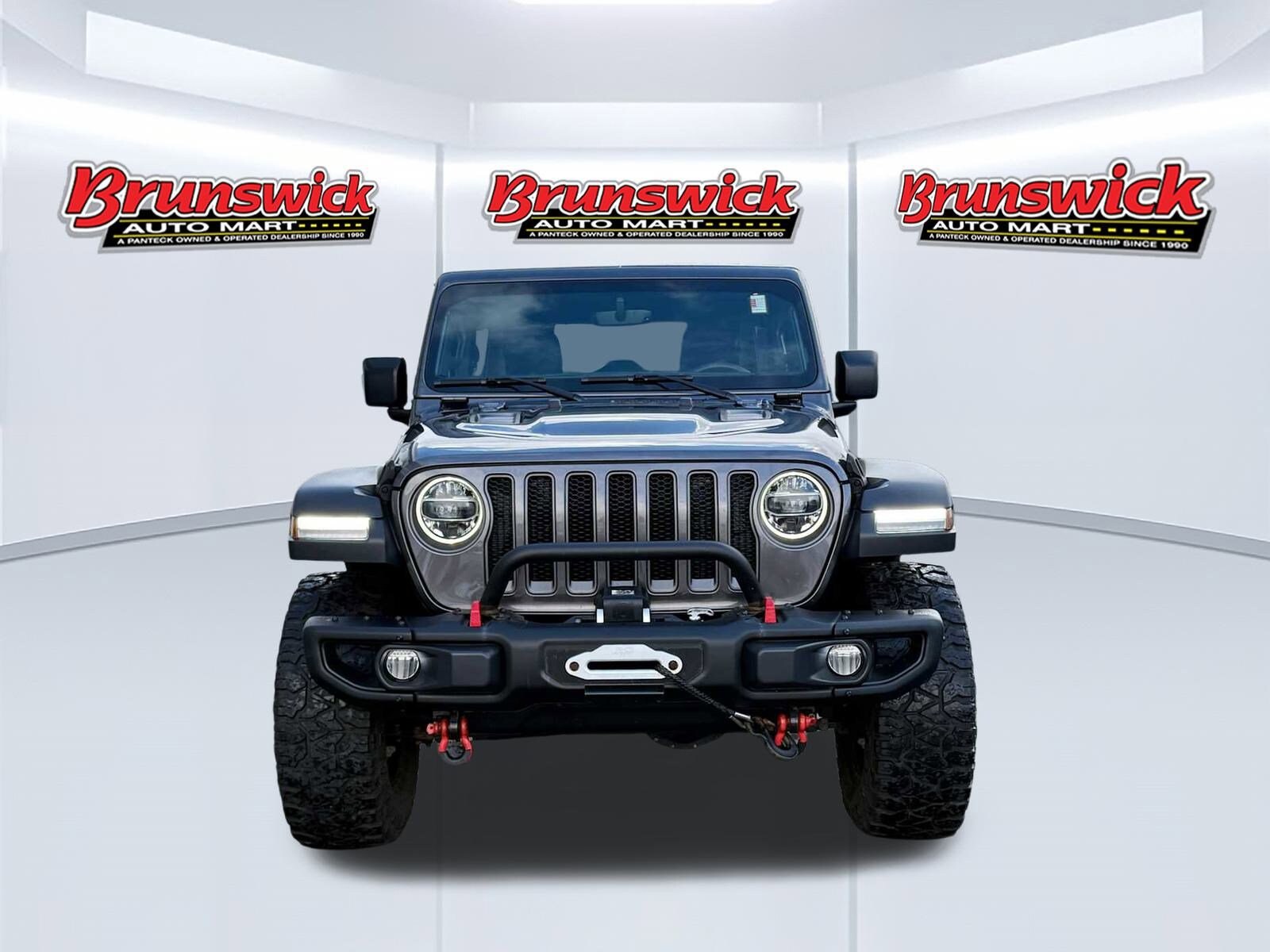 2019 Jeep Wrangler Unlimited Rubicon photo 2