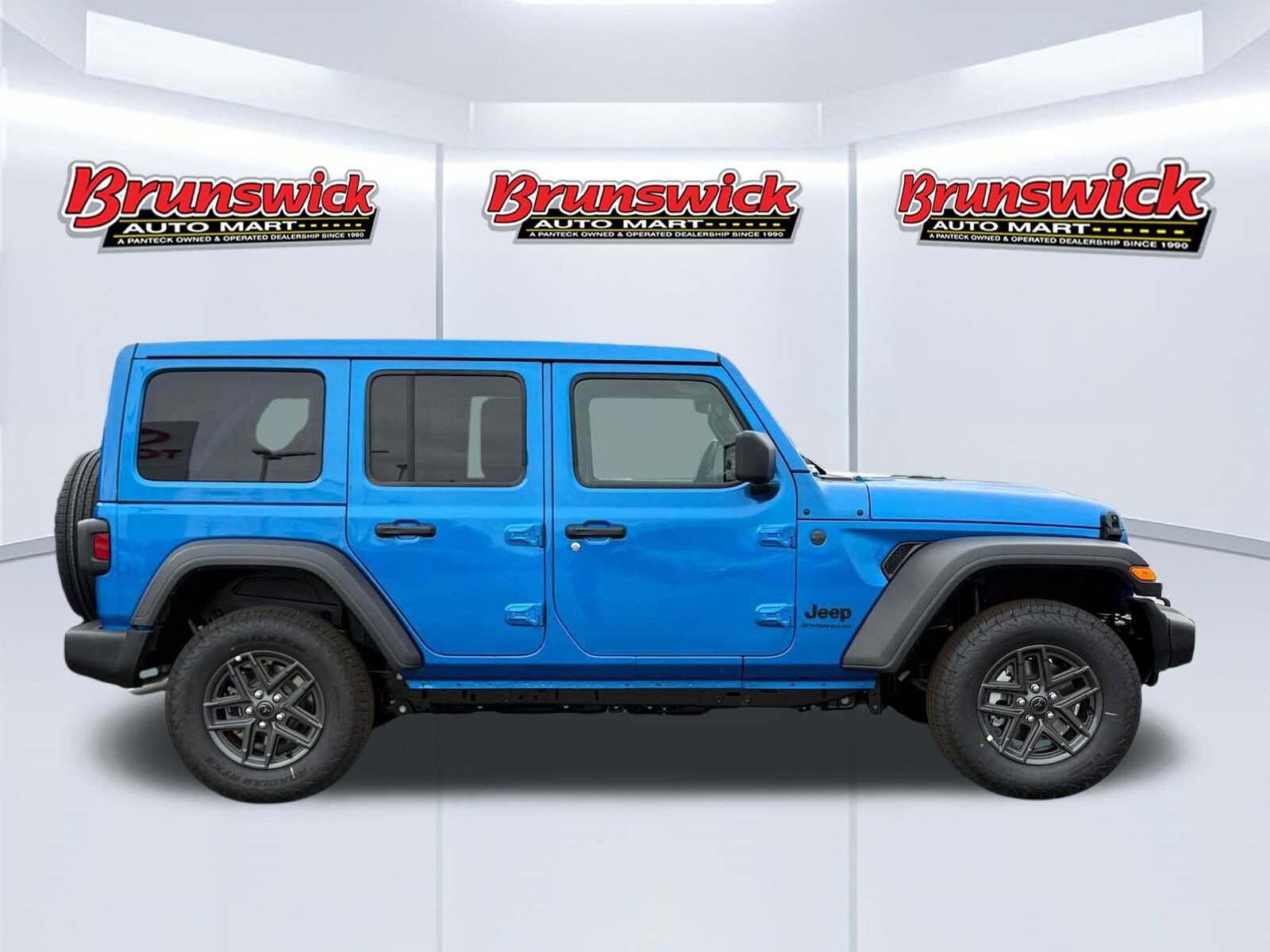 2026 Jeep Wrangler Sport S photo 2