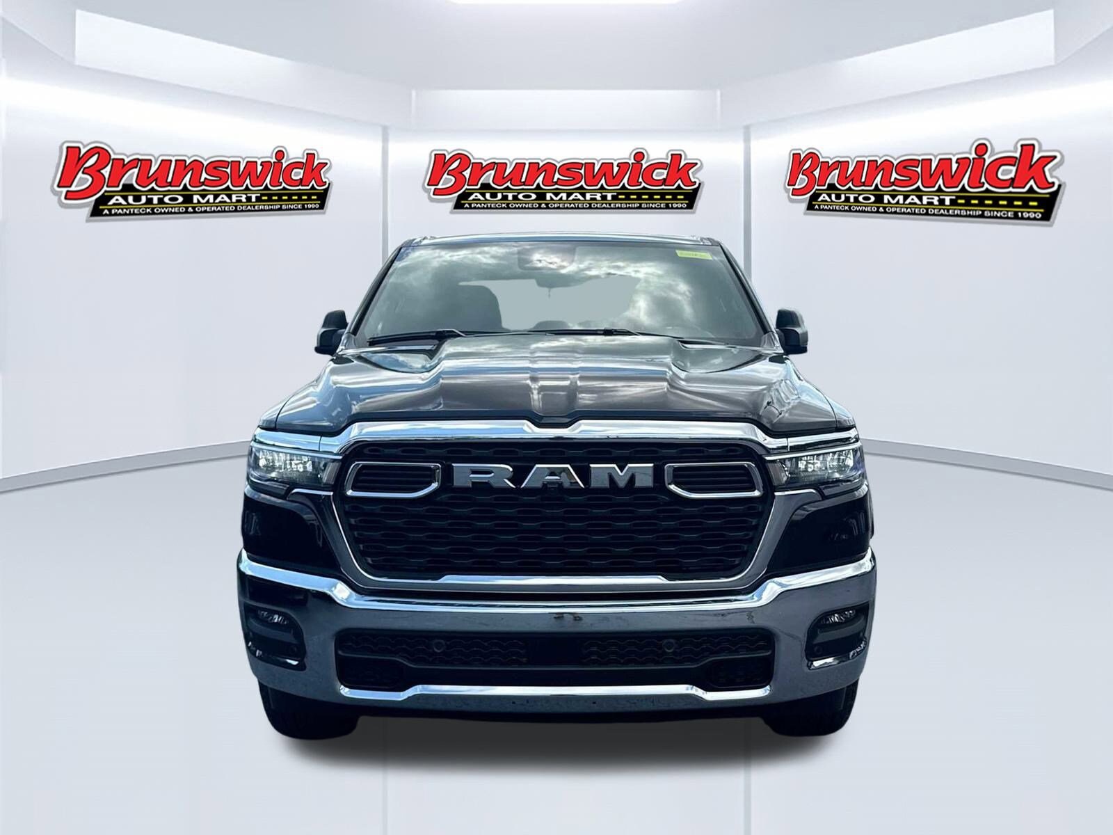 2025 Ram 1500 Big Horn photo 2