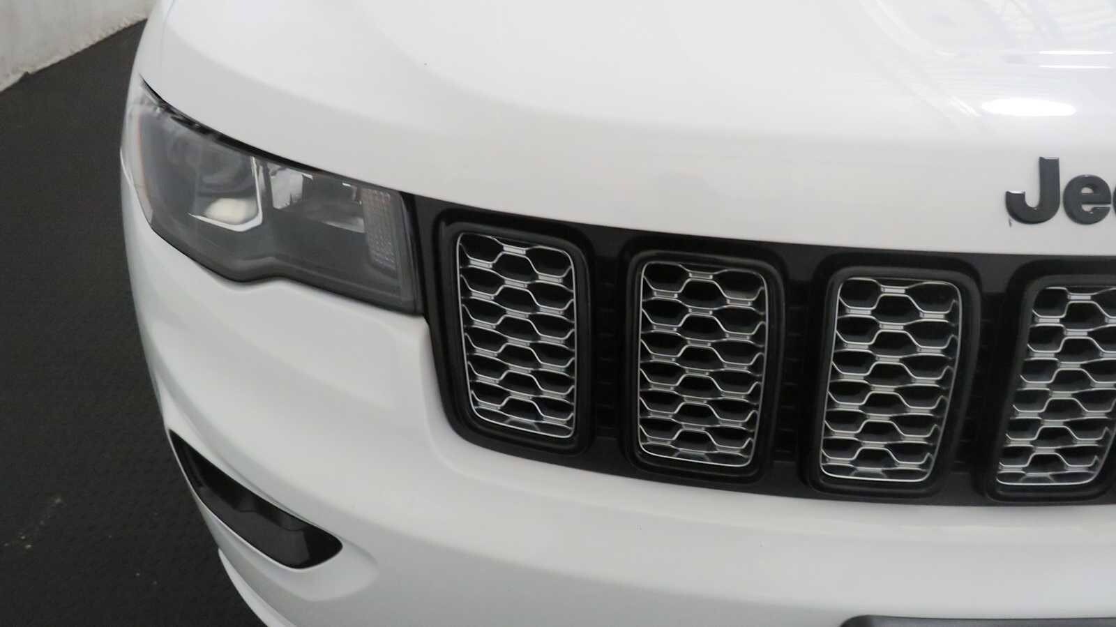 2019 Jeep Grand Cherokee Altitude photo 4