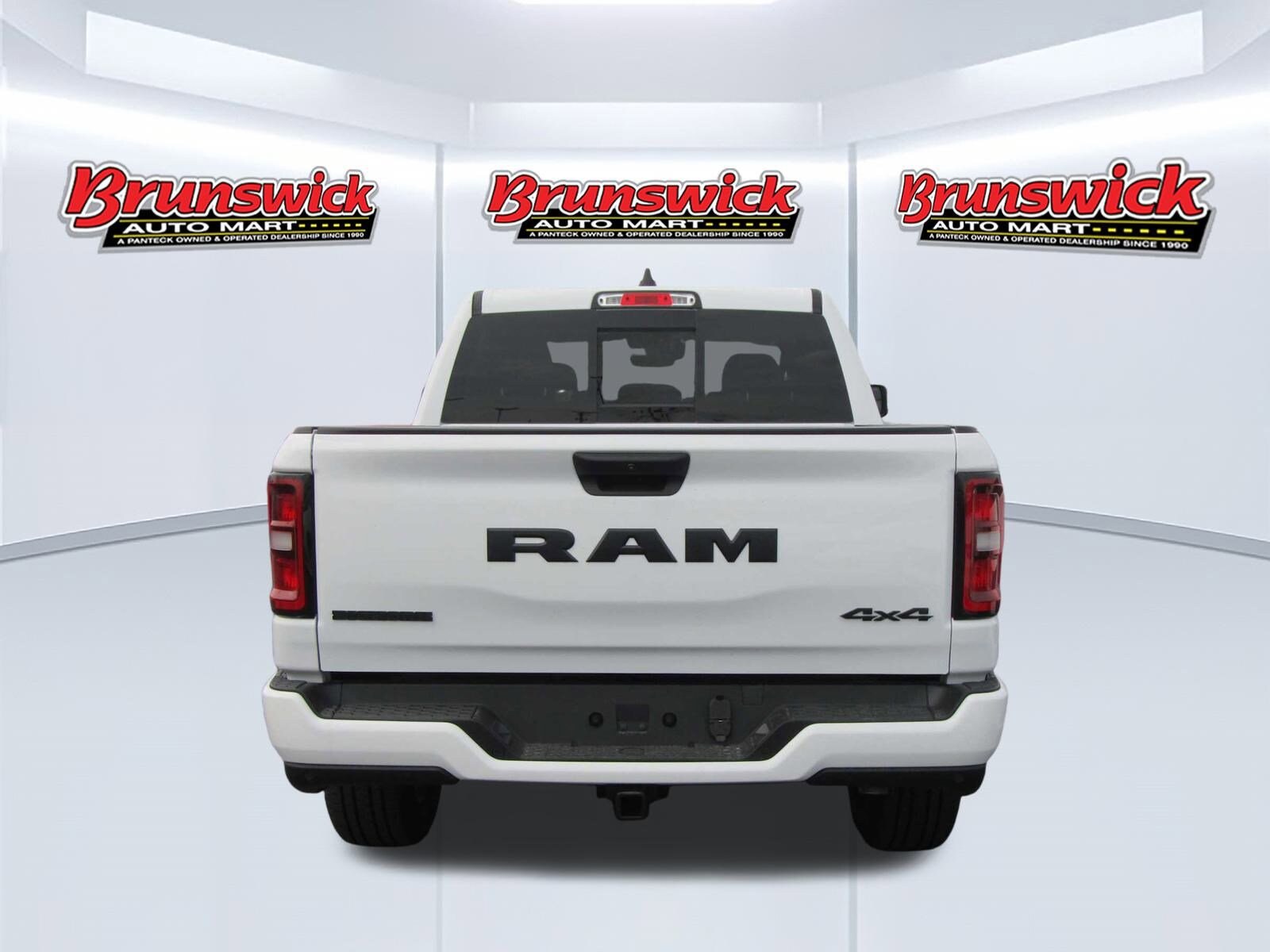 2025 Ram 1500 Big Horn photo 2