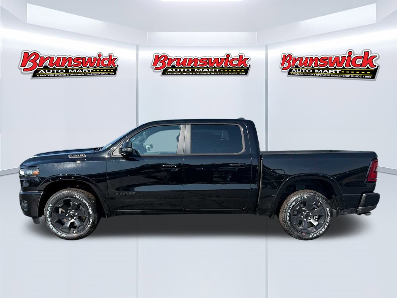 2026 Ram 1500 Big Horn photo 2