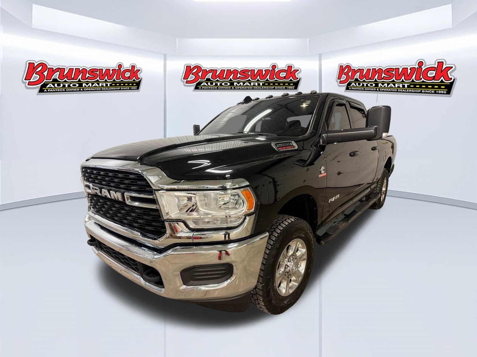 2022 RAM 2500 Big Horn 4X4 Crew Cab SWB's photo