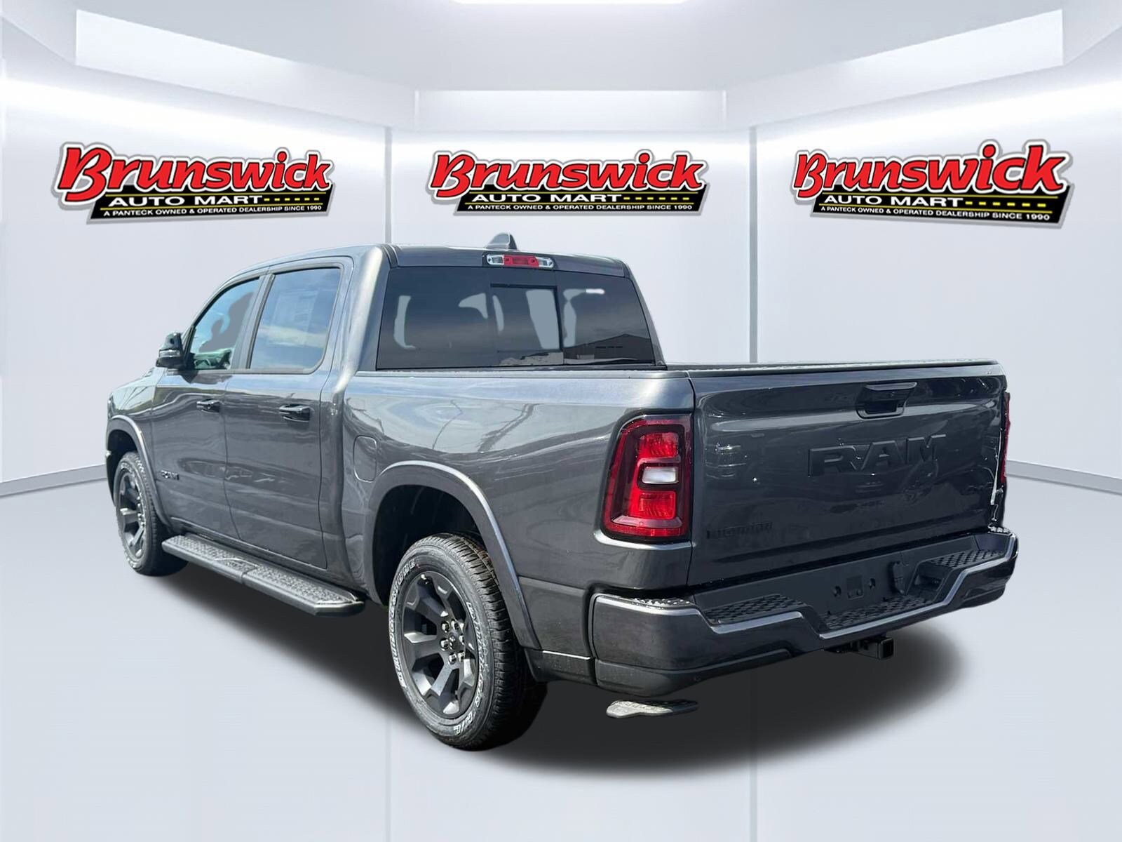 2026 Ram 1500 Big Horn photo 3