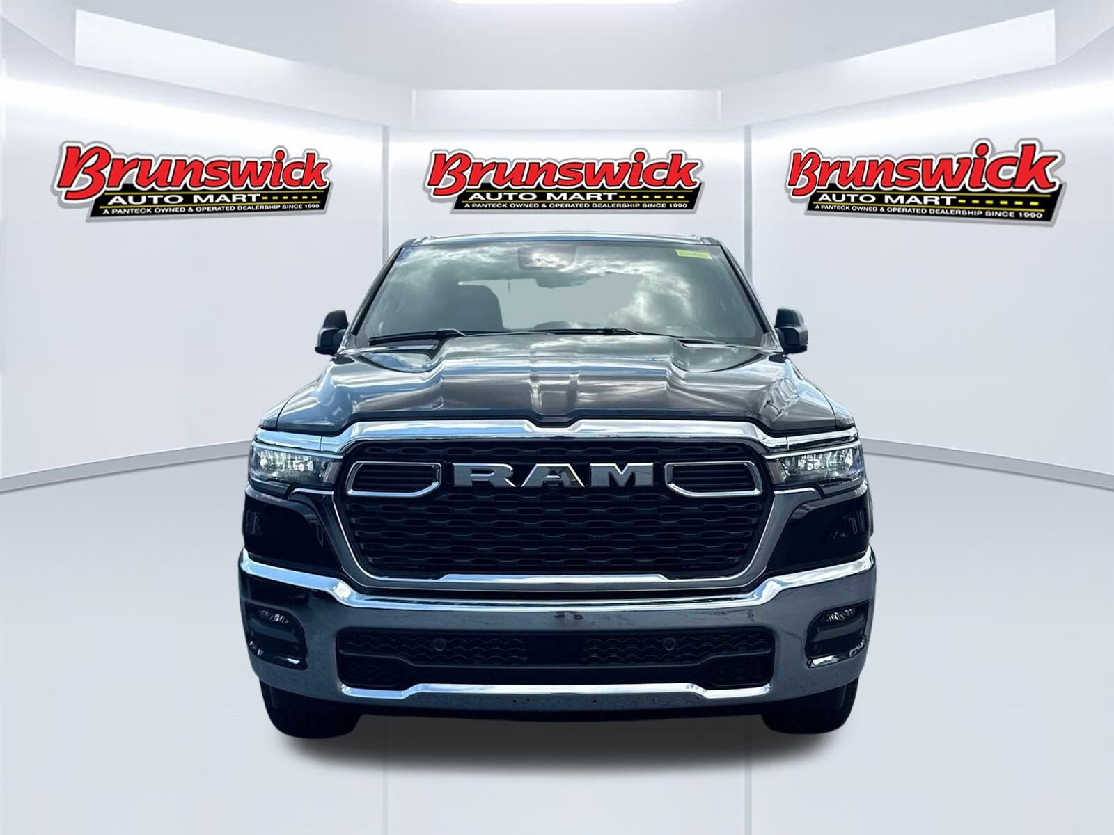 2025 Ram 1500 Big Horn photo 2