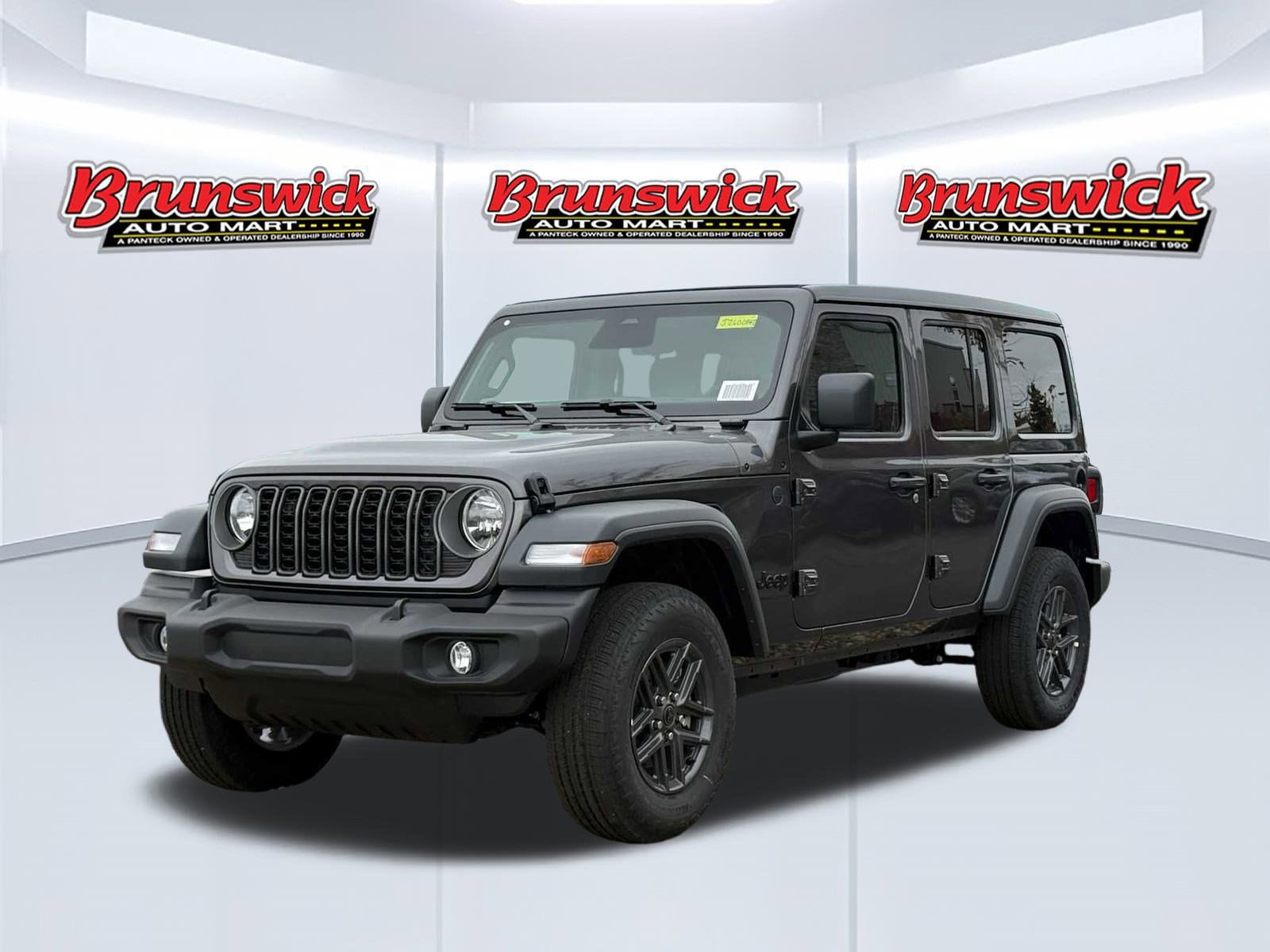 2026 Jeep Wrangler 4-Door Sport S's photo
