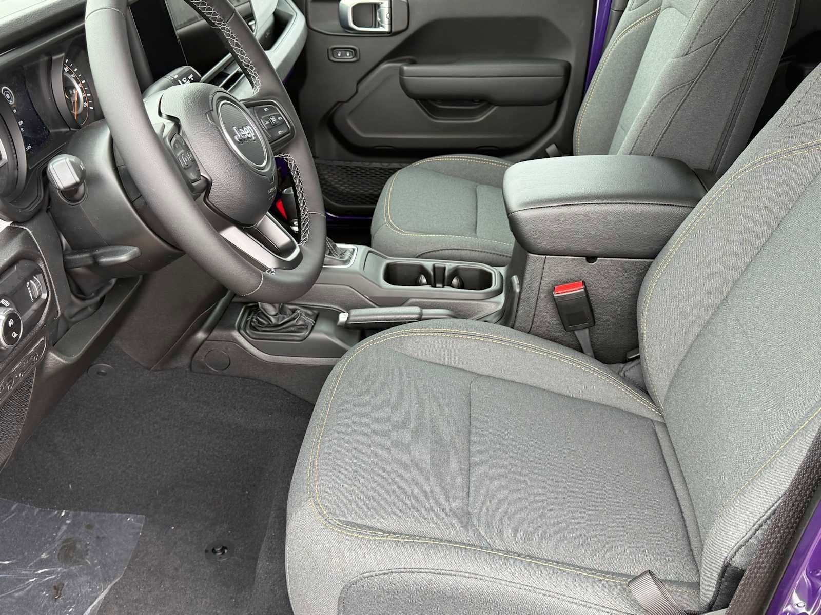 2026 Jeep Gladiator Willys - Photo 8
