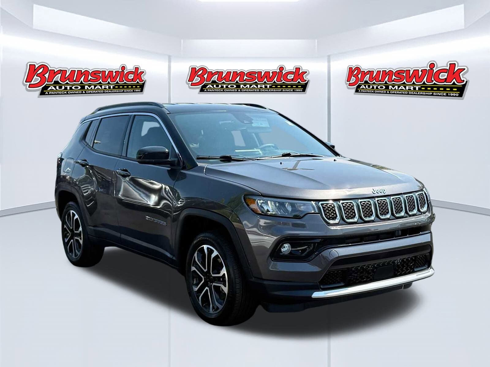 2024 Jeep Compass Limited photo 3