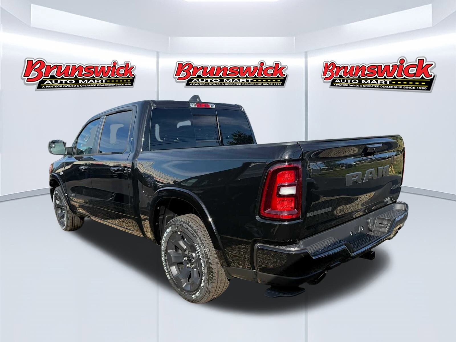 2026 Ram 1500 Big Horn photo 2