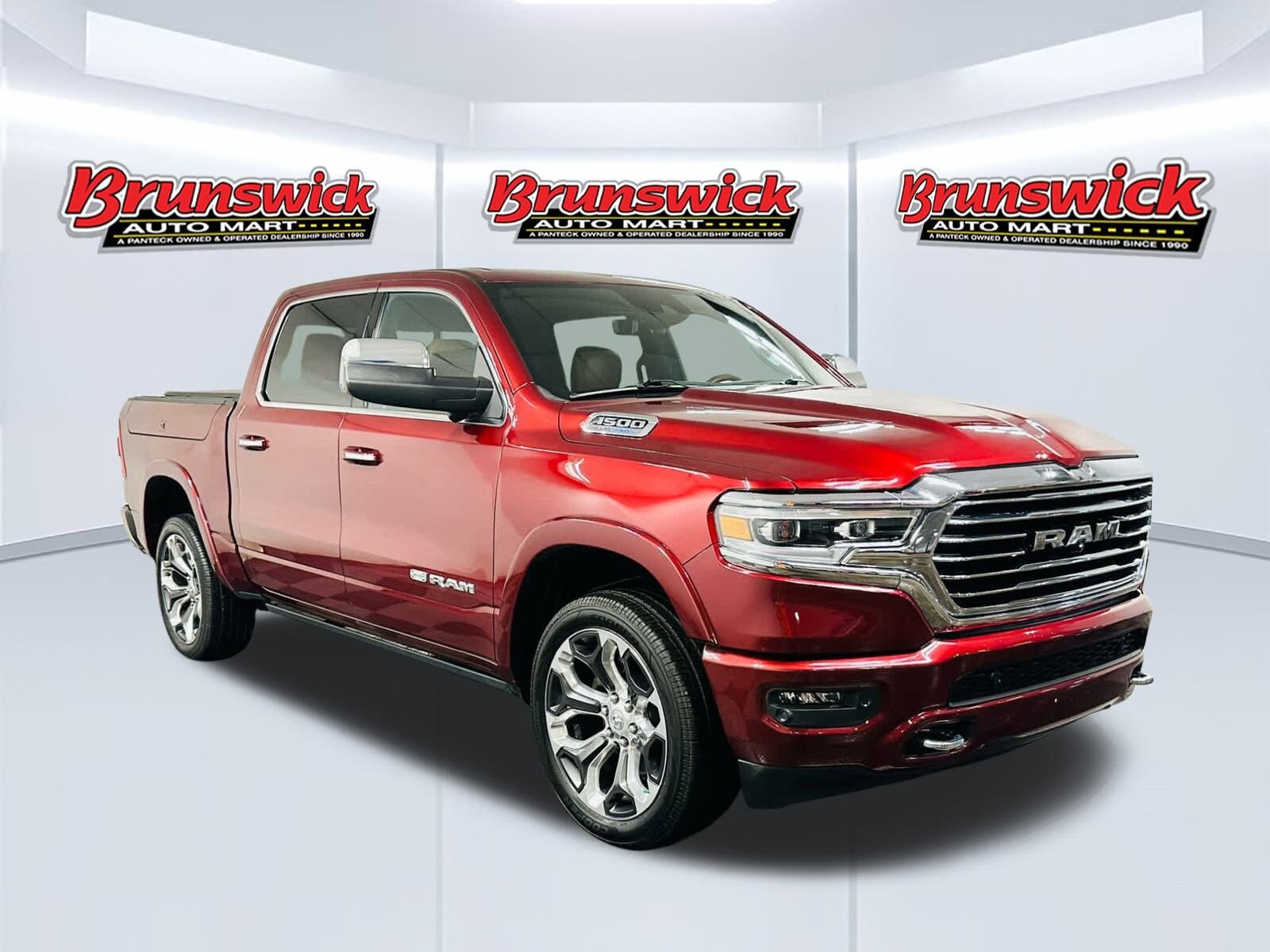 2022 Ram 1500 Longhorn photo 2