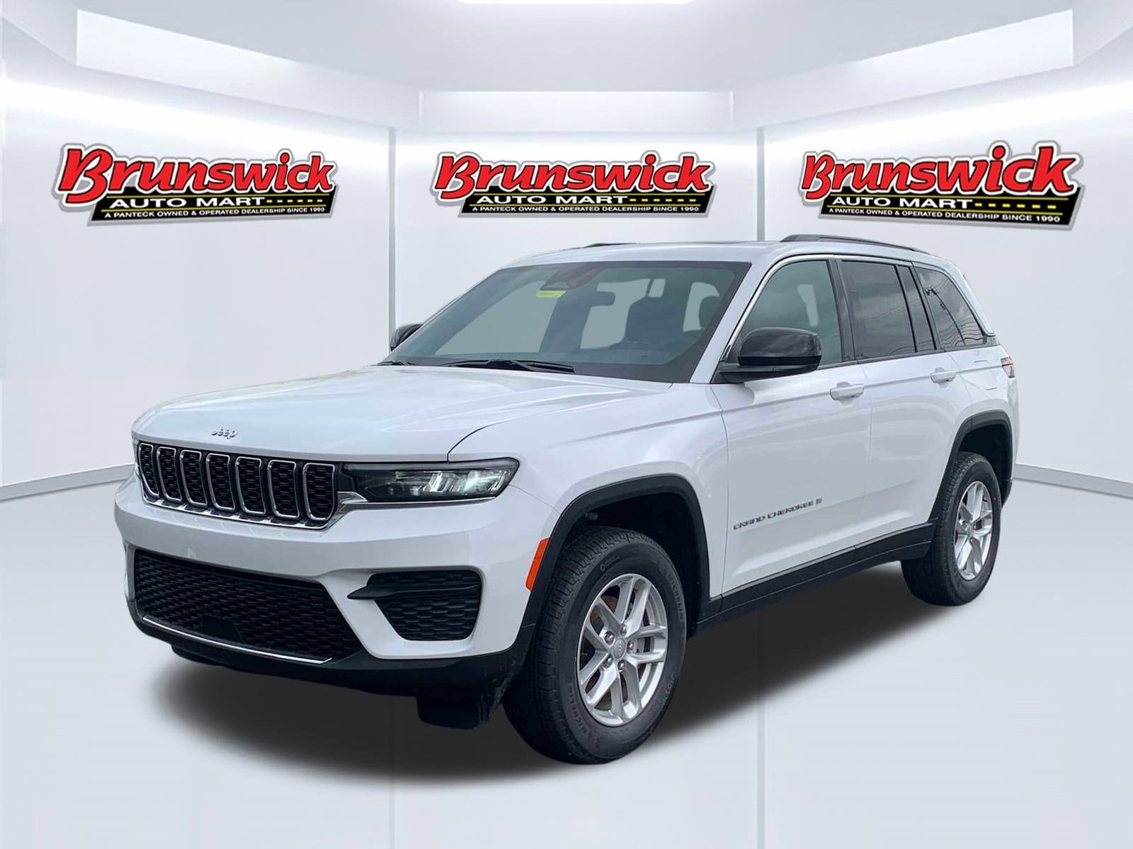 2025 Jeep Grand Cherokee Altitude's photo