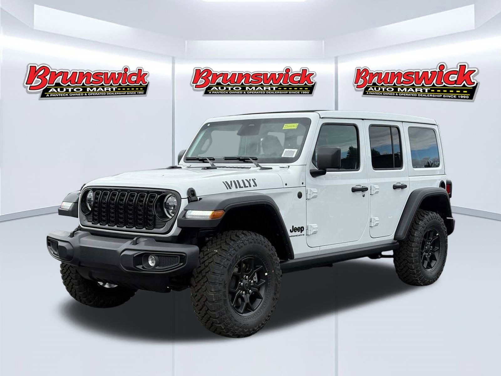 2026 Jeep Wrangler 4-Door Willys's photo