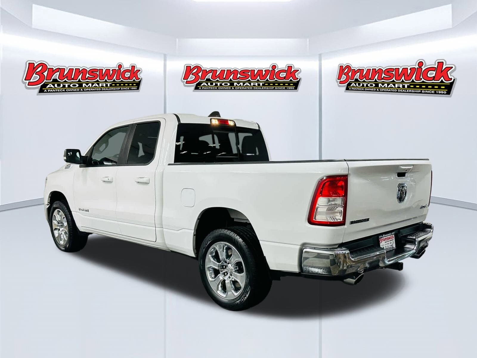 2021 Ram 1500 Big Horn Lone Star photo 3